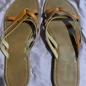 Sonoma sandals